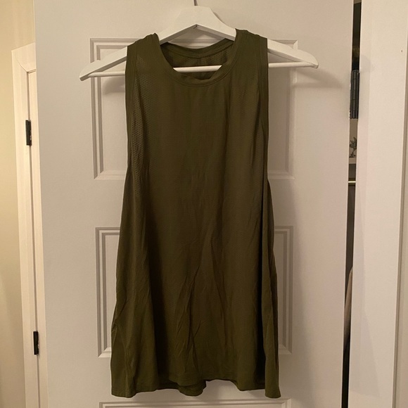 Lulu Tank - Picture 3 of 6